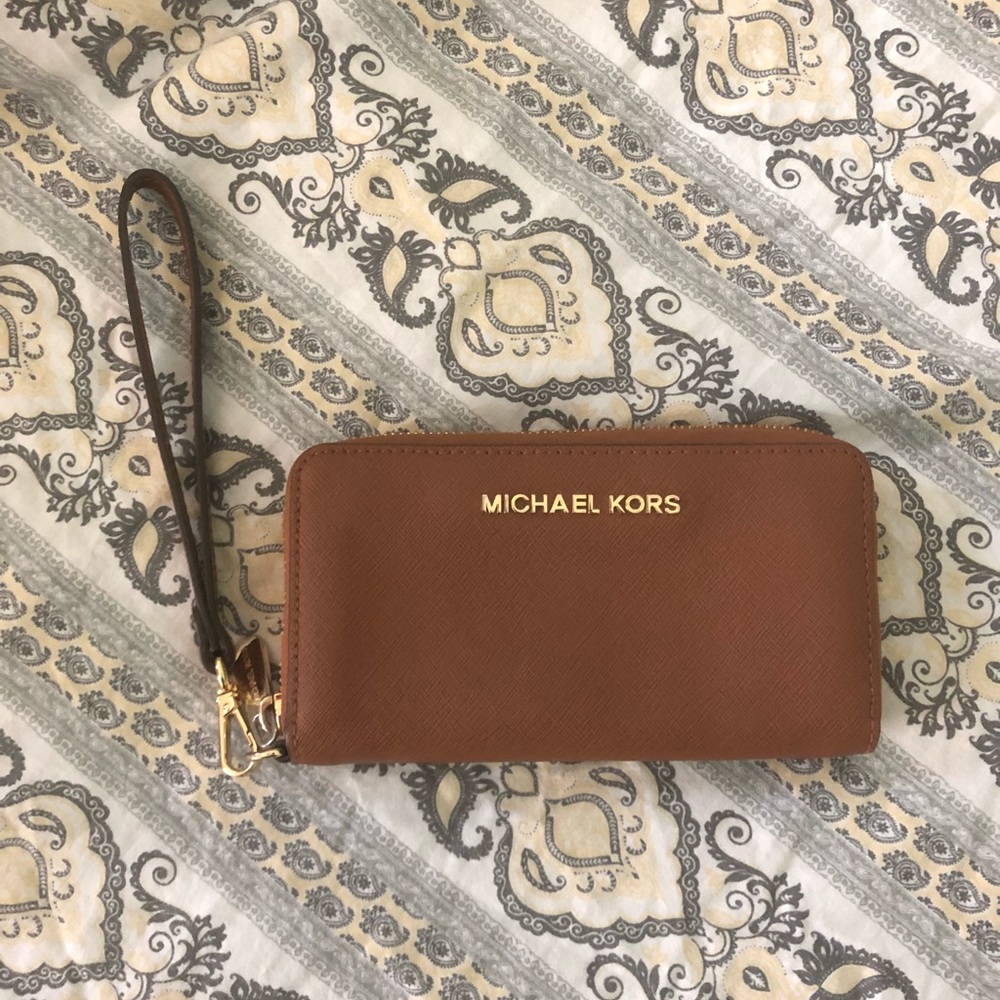 Michael Kors Wristlet/Wallet